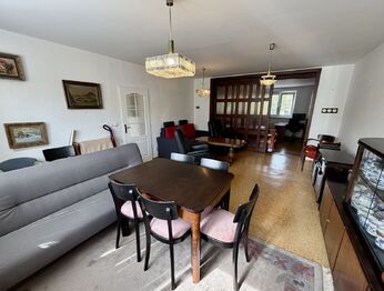 Prodej domu 258 m², Praha 4 - Modřany