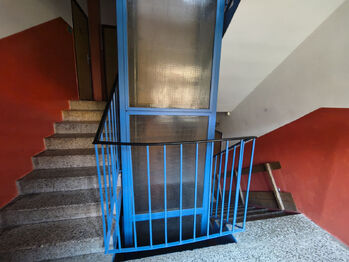 Prodej bytu 1+1 v osobním vlastnictví 36 m², Loket