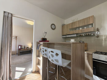 Prodej bytu 1+1 v osobním vlastnictví 36 m², Loket