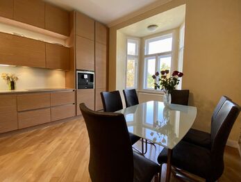 Prodej bytu 3+1 v osobním vlastnictví 108 m², Praha 2 - Vinohrady