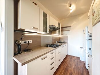 Prodej bytu 3+kk v osobním vlastnictví 60 m², Praha 4 - Chodov