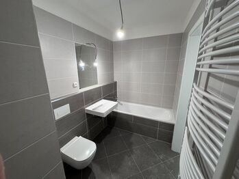 Pronájem bytu 2+kk v družstevním vlastnictví 58 m², Praha 5 - Hlubočepy