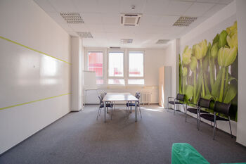 Pronájem kancelářských prostor 315 m², Hradec Králové