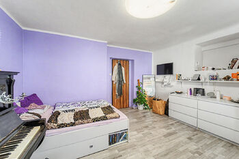 Prodej domu 222 m², Kly