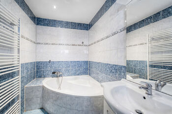 Prodej domu 222 m², Kly