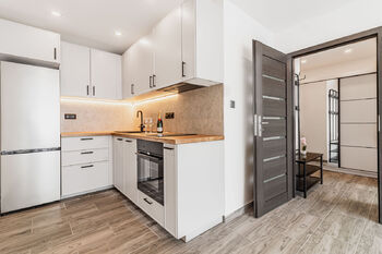 Kuchyňský kout - Pronájem bytu 2+kk v osobním vlastnictví 43 m², Praha 5 - Stodůlky 