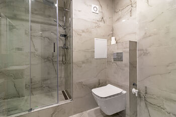 Toaleta - Pronájem bytu 2+kk v osobním vlastnictví 43 m², Praha 5 - Stodůlky