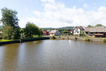 Prodej domu 75 m², Obecnice