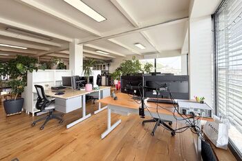 Ateliér - Pronájem kancelářských prostor 276 m², Praha 5 - Smíchov