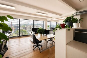 Ateliér - Pronájem kancelářských prostor 276 m², Praha 5 - Smíchov