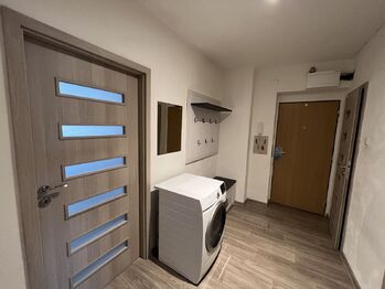 chodba - Pronájem bytu 3+kk v osobním vlastnictví 70 m², Chrudim