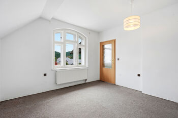 Prodej nájemního (činžovního) domu 700 m², Rokytnice nad Jizerou