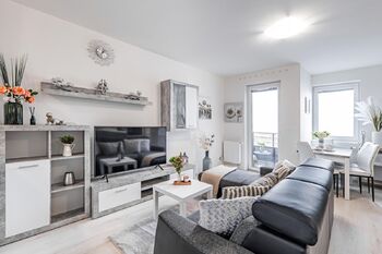 Prodej bytu 1+kk v osobním vlastnictví 49 m², Praha 9 - Letňany