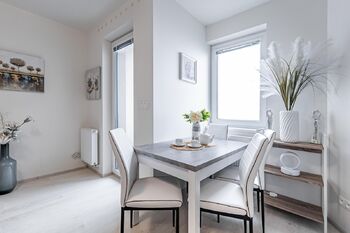Prodej bytu 1+kk v osobním vlastnictví 49 m², Praha 9 - Letňany