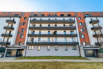 Prodej bytu 1+kk v osobním vlastnictví 49 m², Praha 9 - Letňany