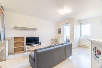 Prodej bytu 1+kk v osobním vlastnictví 49 m², Praha 9 - Letňany