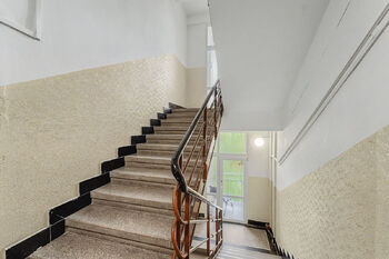 Prodej bytu 2+kk v osobním vlastnictví 45 m², Praha 10 - Vršovice