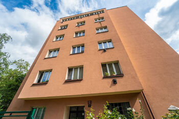 Prodej bytu 2+kk v osobním vlastnictví 45 m², Praha 10 - Vršovice