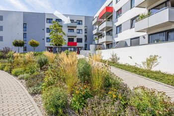 Venkovní budova - Prodej bytu 3+kk v osobním vlastnictví 79 m², Hořovice