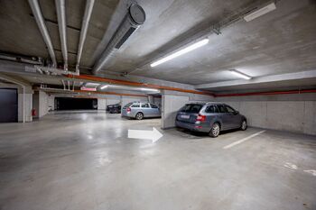 Garáž - Prodej bytu 3+kk v osobním vlastnictví 79 m², Hořovice