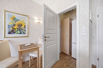 Šatna - Prodej bytu 3+kk v osobním vlastnictví 79 m², Hořovice