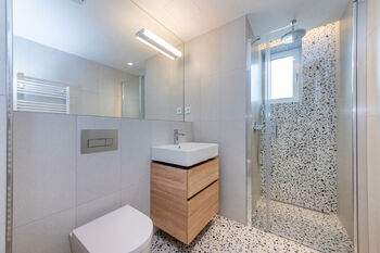 Prodej bytu 1+kk v osobním vlastnictví 39 m², Praha 5 - Radlice