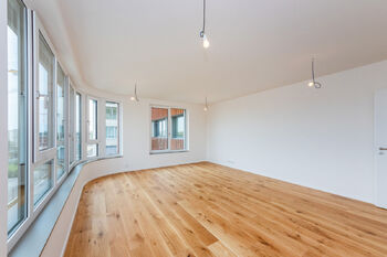 Prodej bytu 1+kk v osobním vlastnictví 39 m², Praha 5 - Radlice