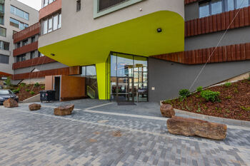 Prodej bytu 1+kk v osobním vlastnictví 39 m², Praha 5 - Radlice