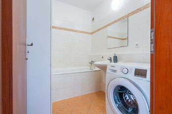 Byt 2+kk, 57 m2, 2 balkony, Nadační, Medlánky, Brno - Prodej bytu 2+kk v osobním vlastnictví 57 m², Brno