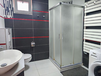 Pronájem bytu 4+1 v osobním vlastnictví 95 m², Nová Ves