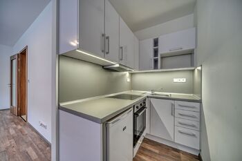 kuchyňský kout - Pronájem bytu 1+kk v osobním vlastnictví 31 m², Kolín