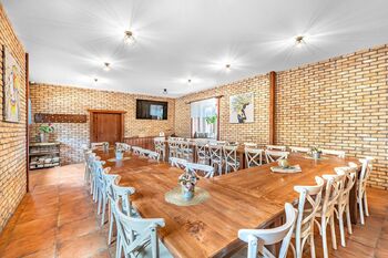 Prodej restaurace 500 m², Sýkořice