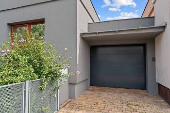 Garáž - Prodej domu 87 m², Mělník