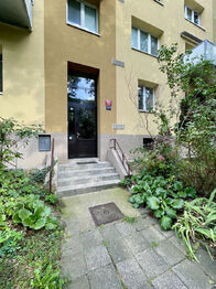 Pronájem bytu 2+1 v osobním vlastnictví 50 m², Praha 9 - Hloubětín