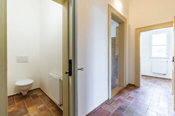 Skutečný stav - Prodej domu 403 m², Praha 10 - Hostivař