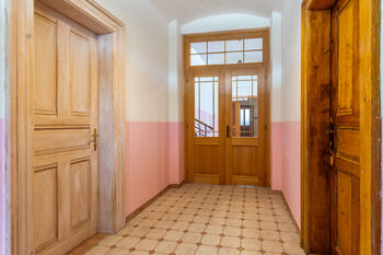 Skutečný stav - Prodej domu 403 m², Praha 10 - Hostivař