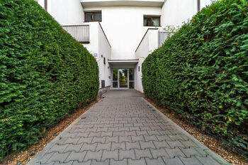 Prodej bytu 3+kk v osobním vlastnictví 120 m², Moravany