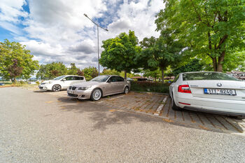 Prodej bytu 3+kk v osobním vlastnictví 120 m², Moravany