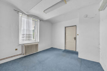 Pokoj 1 - Prodej domu 90 m², Chotěvice
