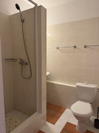 Pronájem bytu 1+kk v osobním vlastnictví 35 m², Praha 9 - Újezd nad Lesy