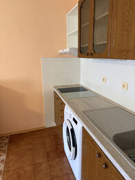 Pronájem bytu 1+kk v osobním vlastnictví 35 m², Praha 9 - Újezd nad Lesy