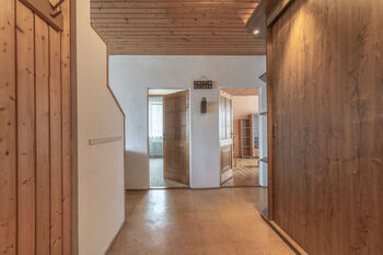 vstup do bytu - Pronájem bytu 3+1 v osobním vlastnictví 64 m², Liberec