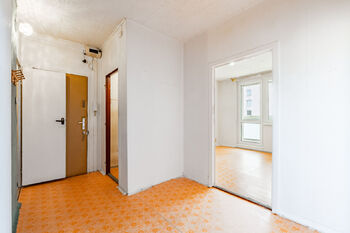 Prodej bytu 3+1 v osobním vlastnictví 72 m², Praha 9 - Letňany