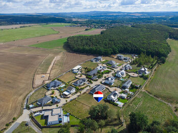Prodej pozemku 1458 m², Zruč-Senec