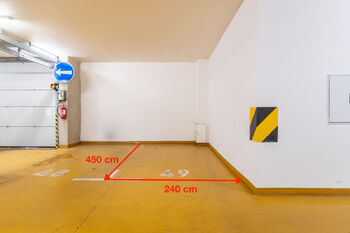 Garážové stání - Prodej garážového stání 11 m², Praha 4 - Nusle
