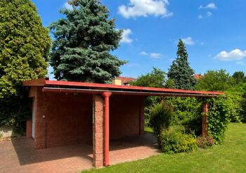 Garáž s posezením - Pronájem domu 289 m², Praha 9 - Kbely