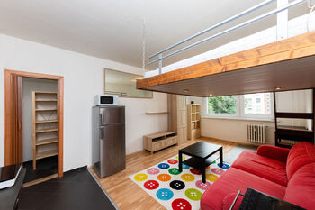 Prodej bytu 1+kk v osobním vlastnictví 29 m², Praha 4 - Hodkovičky