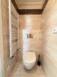 Pronájem bytu 1+kk v osobním vlastnictví 36 m², Praha 10 - Uhříněves