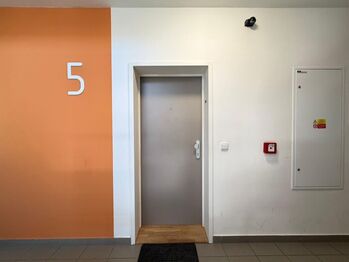 Pronájem bytu 1+kk v osobním vlastnictví 36 m², Praha 10 - Uhříněves