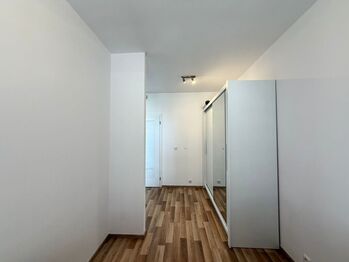 Pronájem bytu 1+kk v osobním vlastnictví 36 m², Praha 10 - Uhříněves